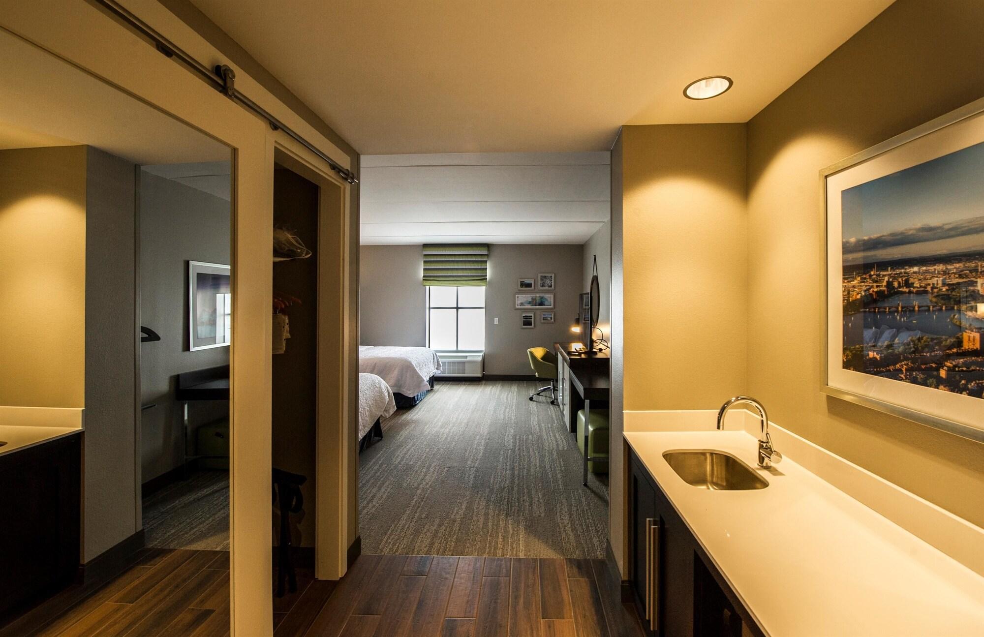 Hampton Inn & Suites/Foxborough/Mansfield Dış mekan fotoğraf